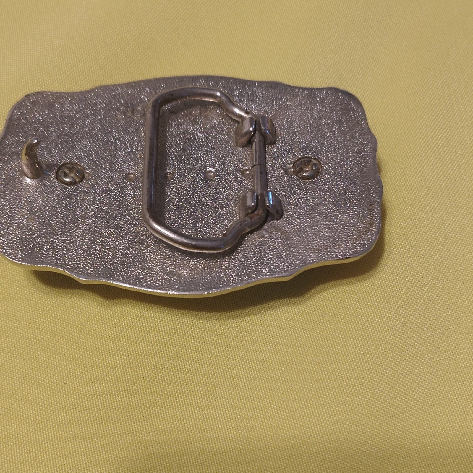 Men&rsquo;s Western Silver Tone Metal Belt Buckle 1.5&Prime; Scroll US $1 Eagle Coin