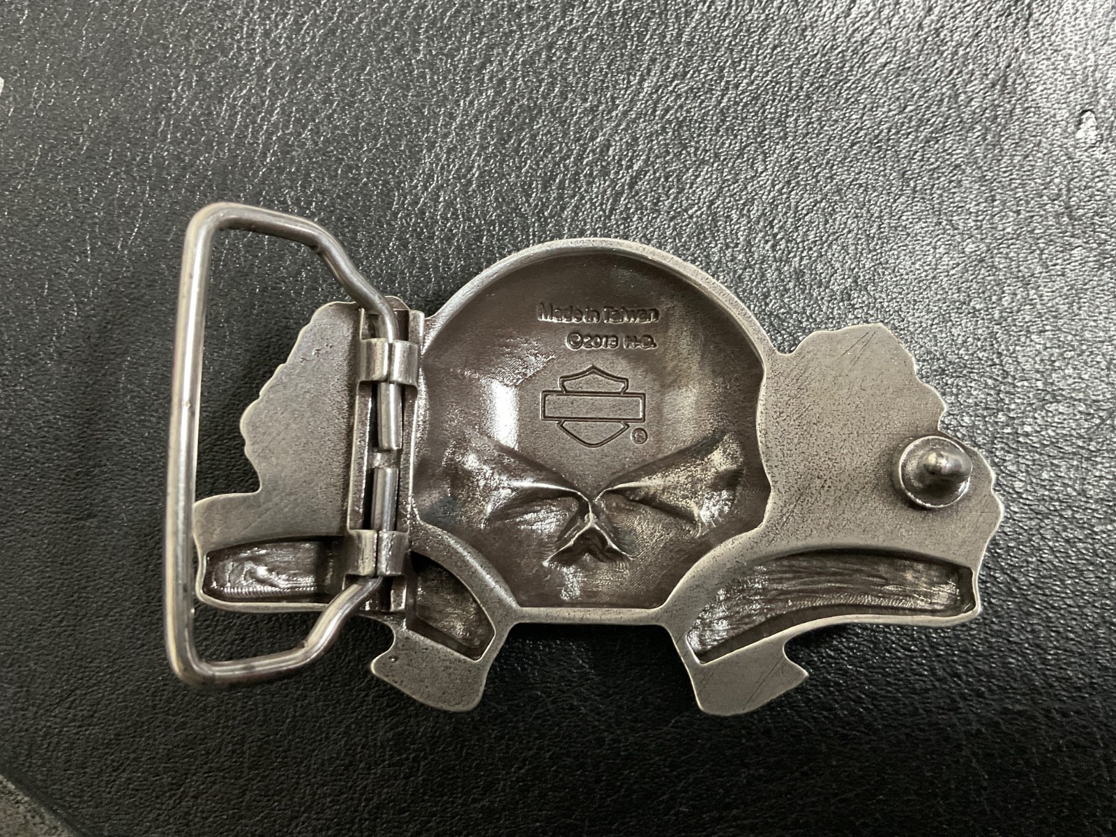 Harley-Davidson “Sugar” Willie G skull belt buckle .#HDWBU10450.Silver plaited