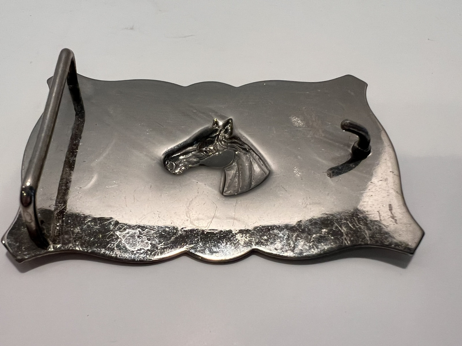 Lightweight Metal Horsehead Belt Buckle. Unbranded
