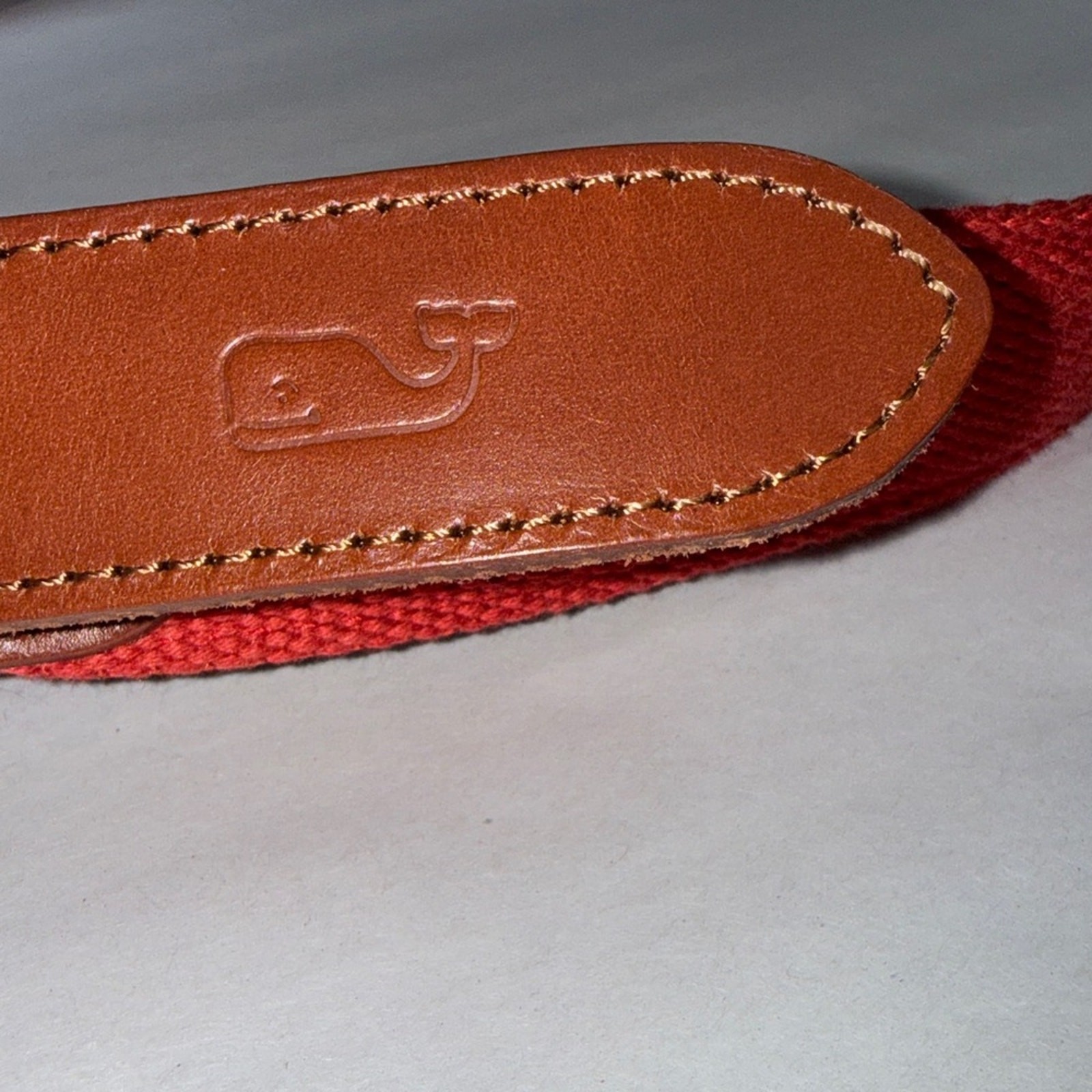 Vineyard Vines Jetty Red Cotton Leather Canvas Club sailboat size 32