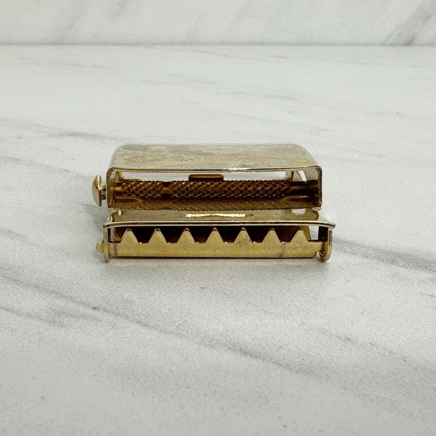 Vanguard Vintage Military Web Clamp Belt Buckle Gold Tone Made in USA Signed