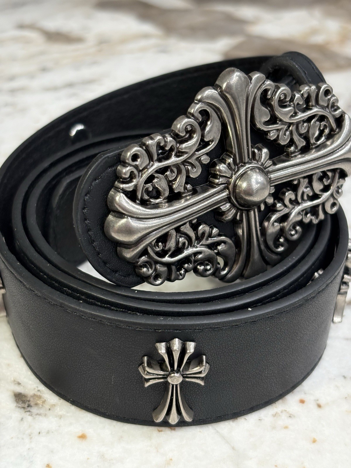 Belt Leather Black Chrome Tone Cross Buckle Size 32 Regular