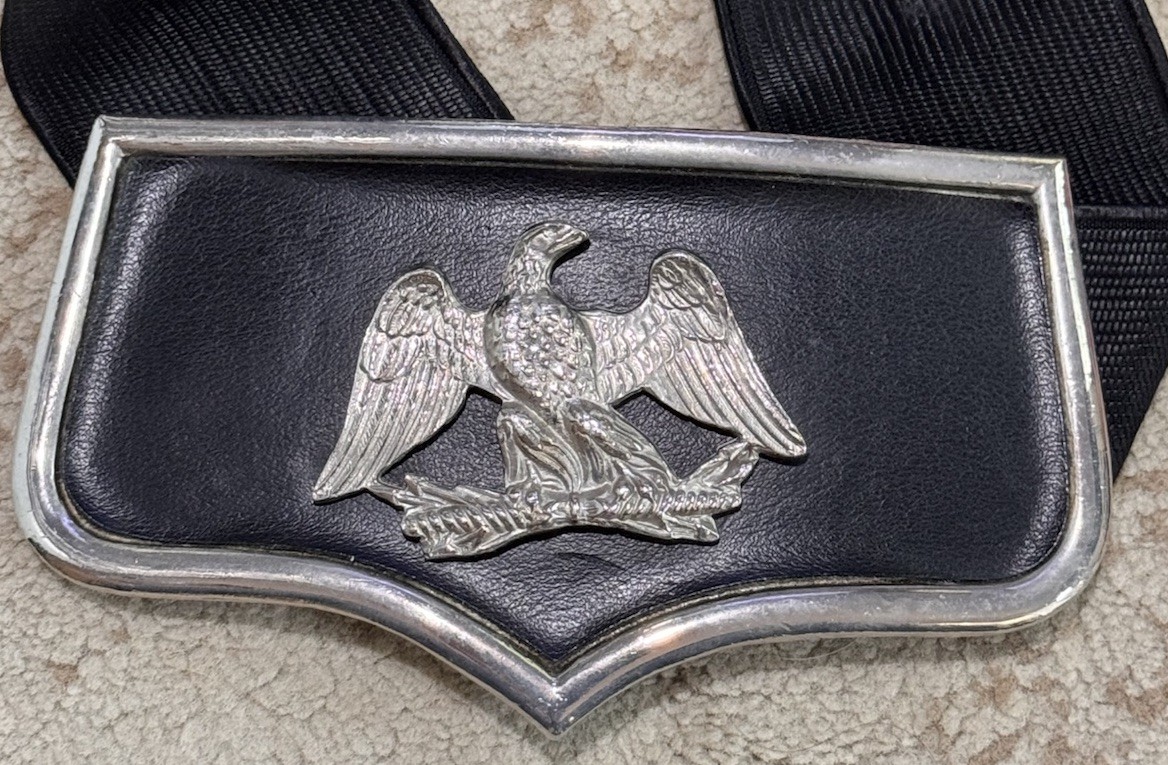 ACCESSOCRAFT SILVER TONE AND FAUX BLACK LEATHER EAGLE BELT BUCKLE BLACK BELT