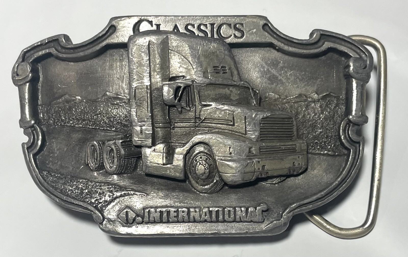 1988 Tonkin International Model 8300 Belt Buckle 3-1/4”Wide Up To 1.5” BeltVGUC