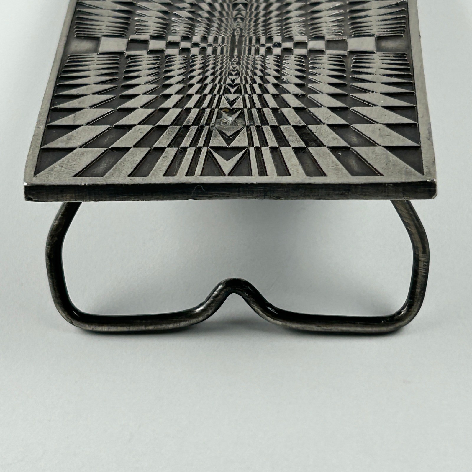 Vintage 1974 Bergamot Brass Works Op-Art Geometric Maze Z-120 Belt Buckle