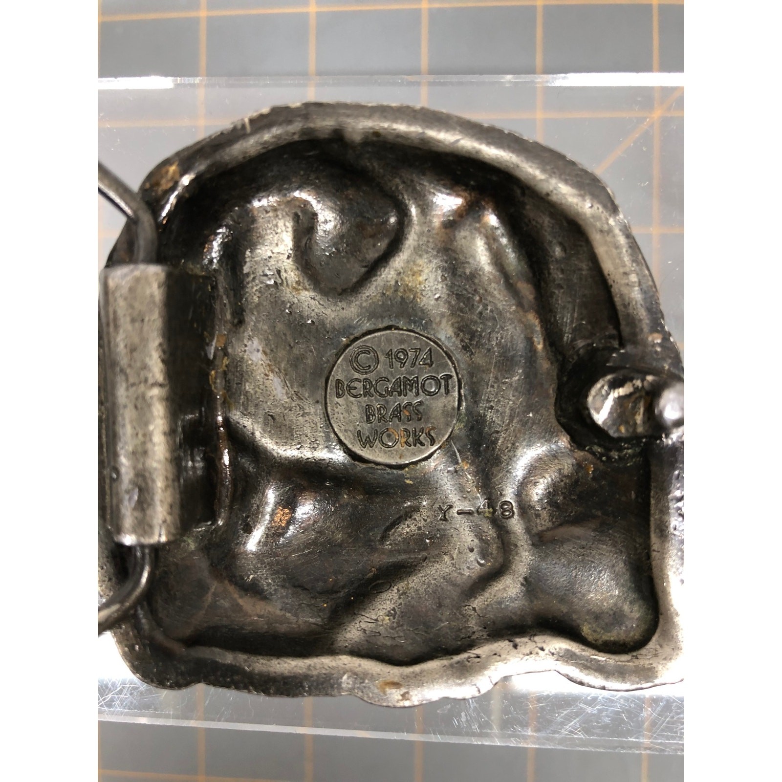 Vintage Bergamot Brass Works Bear Hunter Bult Buckle Pewter Tone USA