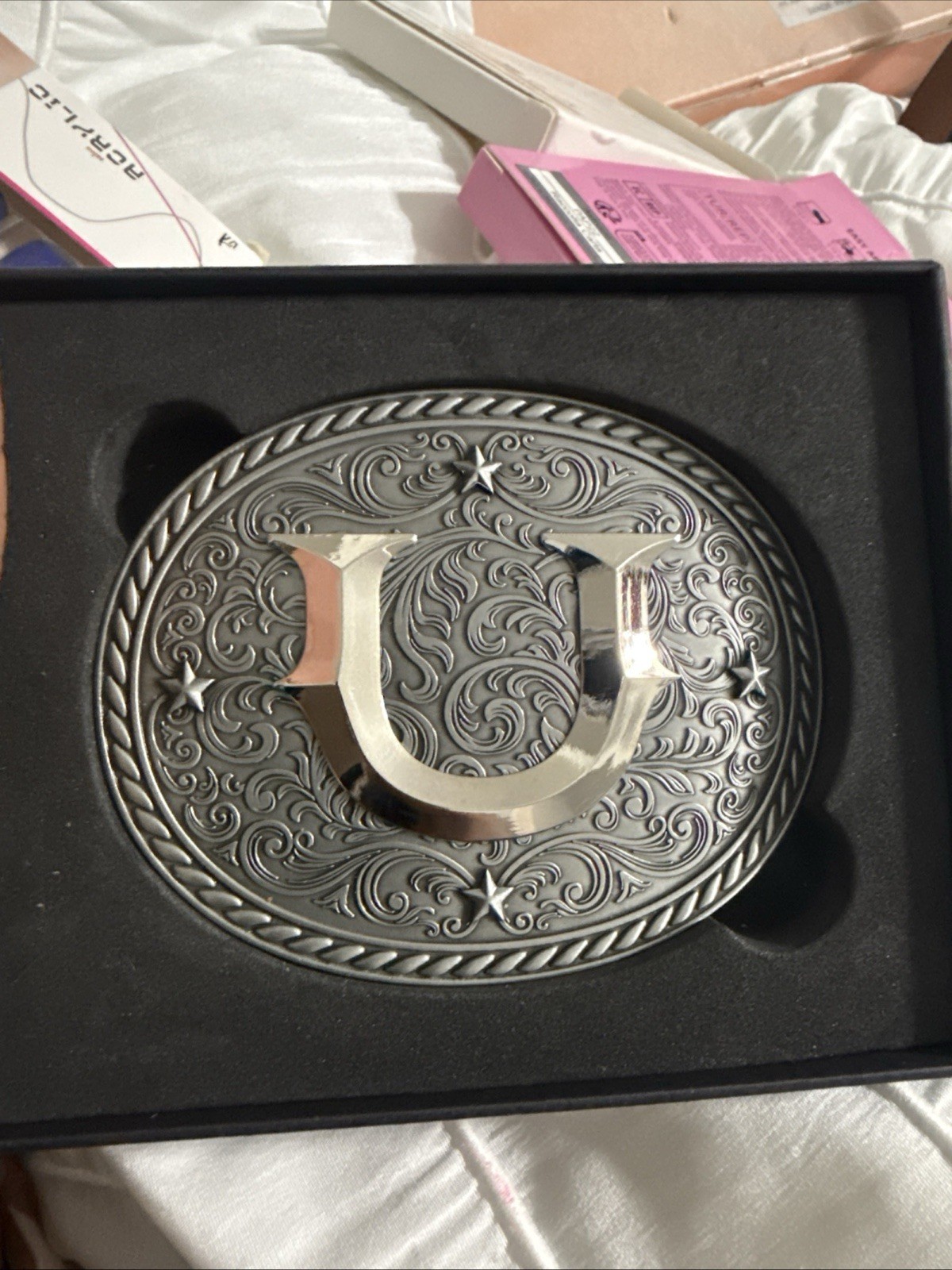 Men&rsquo;s Silver Tone Oval Western Belt Buckle Letter U Scrollwork Metal