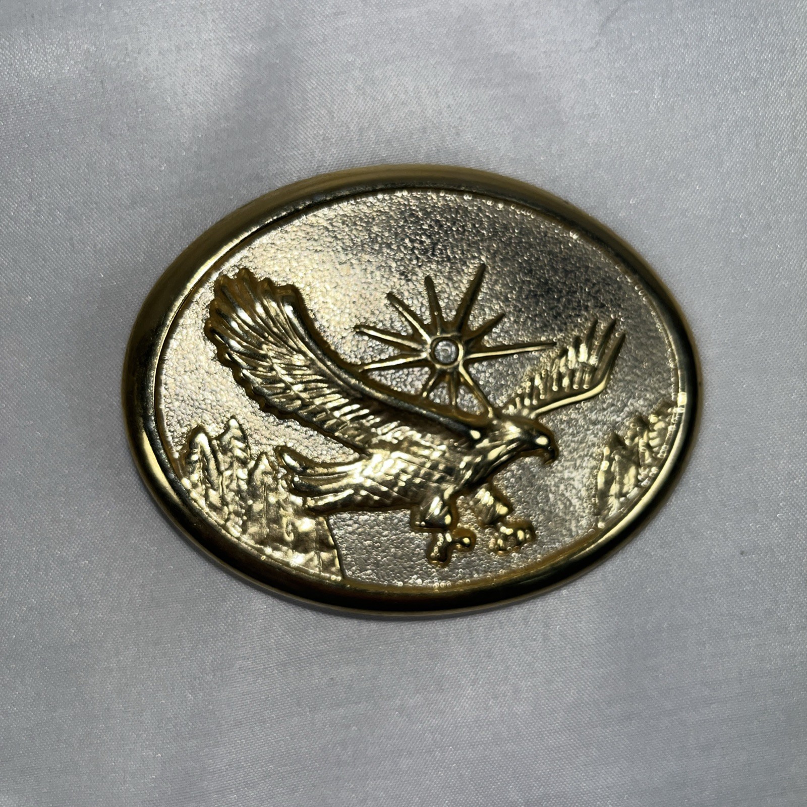 Vintage 80’s gold tone soaring eagle oval cowboy western belt buckle NICE