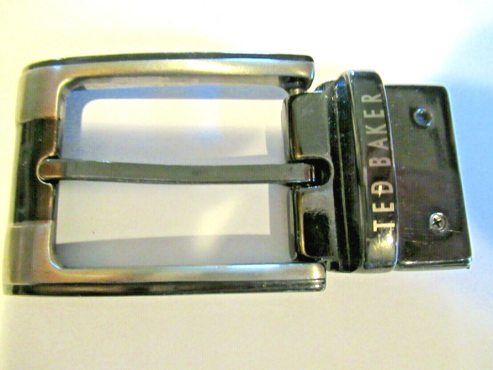 LOT 5 DESIGNER YSL Yves Saint Laurent IZOD BALLY TED BAKER FERRARI Belt Buckles