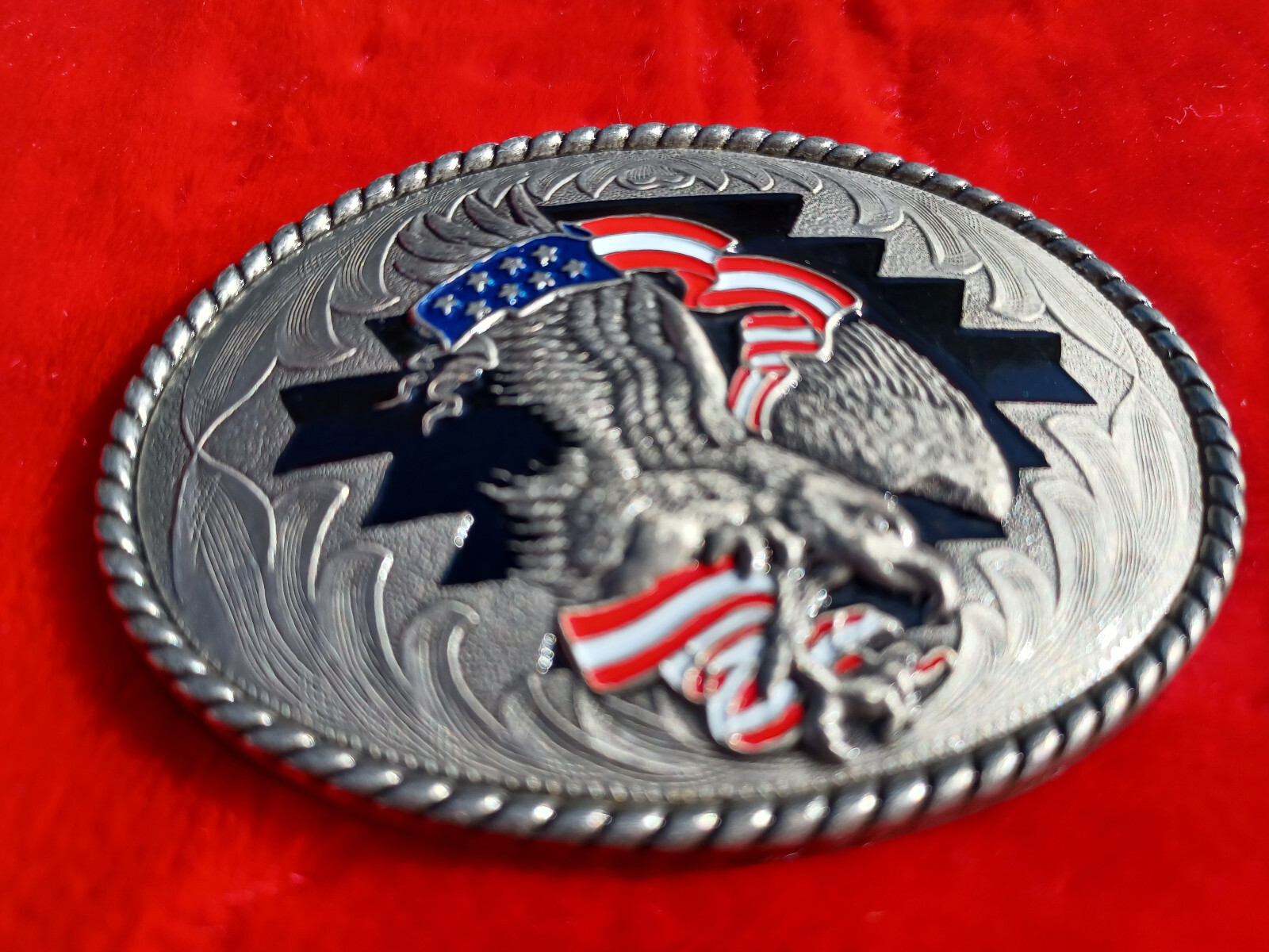 VINTAGE IVAN CHINA EAGLE WITH FLAG BELT BUCKLE