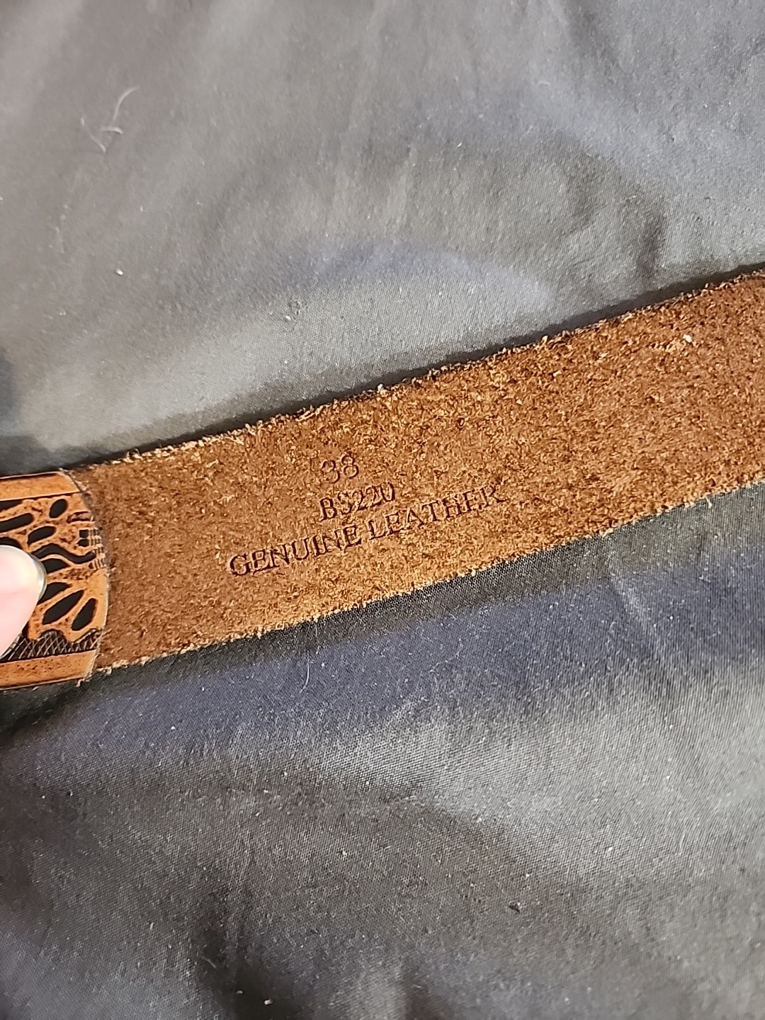 Rocawear Co. RW Logo Metal Buckle BS220 Western Floral Engraved Embossed Belt 38