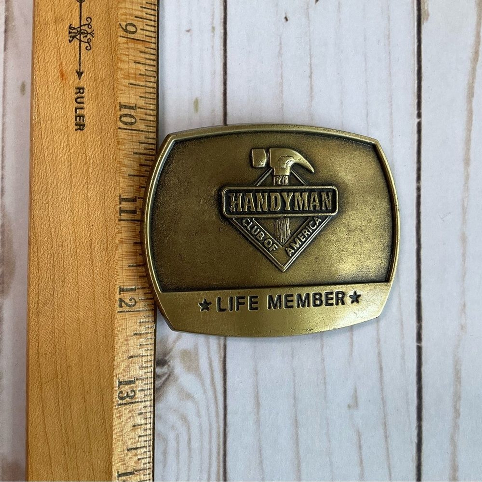 HANDYMAN CLUB OF AMERICA Life Member Vintage Brass Belt Buckle Hammer 1996