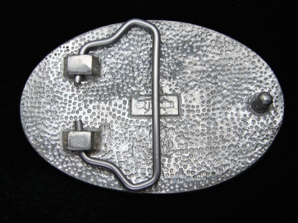 RC01103 REALLY NICE **WILD HORSE** OVAL SHAPED SILVERTONE BELT BUCKLE