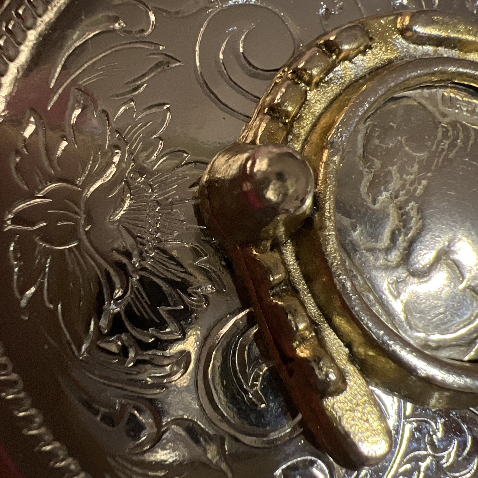 Buffalo Nickel Native American Head Belt Buckle Horse Shoes Silver, Gold Color