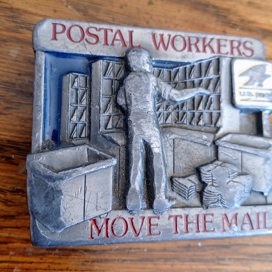 VTG Postal Workers Move the Mail US Postal Service Mailman Belt Buckle enamel
