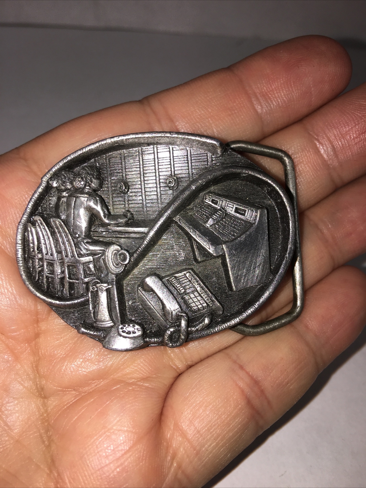VTG Women Communication Industry Telephone 1989 Siskiyou Belt Buckle X-15 Pewter
