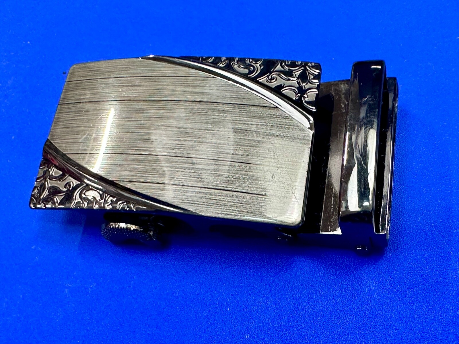 Ornate Flower Swirl Pattern Replacement Silver & Black Color Belt Buckle