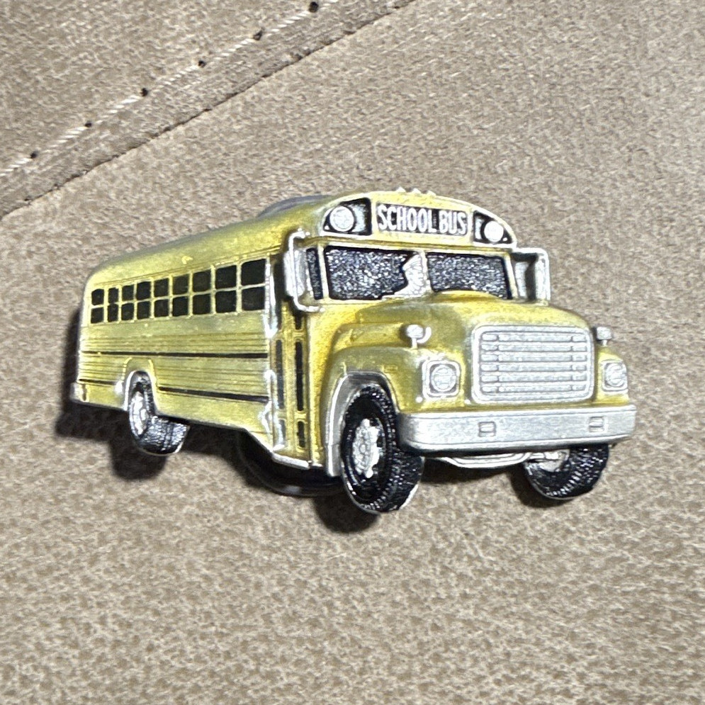 Vintage School Bus Plate Belt Buckle Yellow/Silver Metal 1.5in MPN 1026