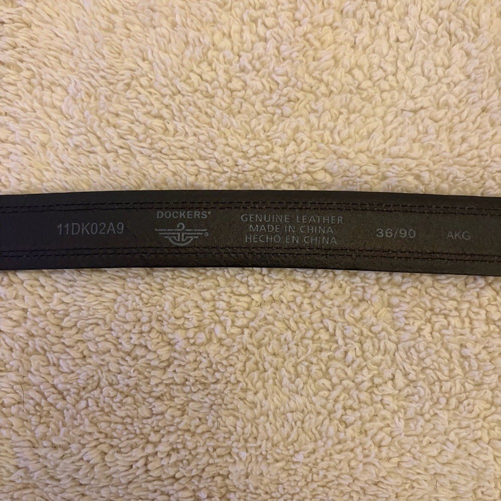 Dockers Black Leather Belt Mens Size 36 Genuine Leather Classic Silver Buckle
