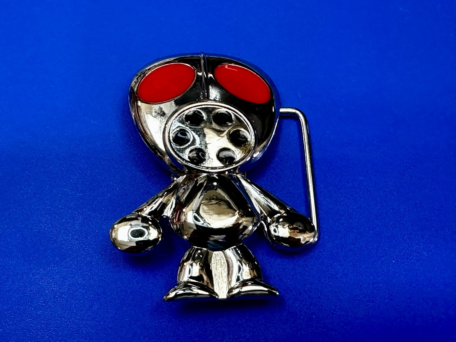 Robot Martian Boy Belt Buckle Silver Color Red Huge Adorable Eyes