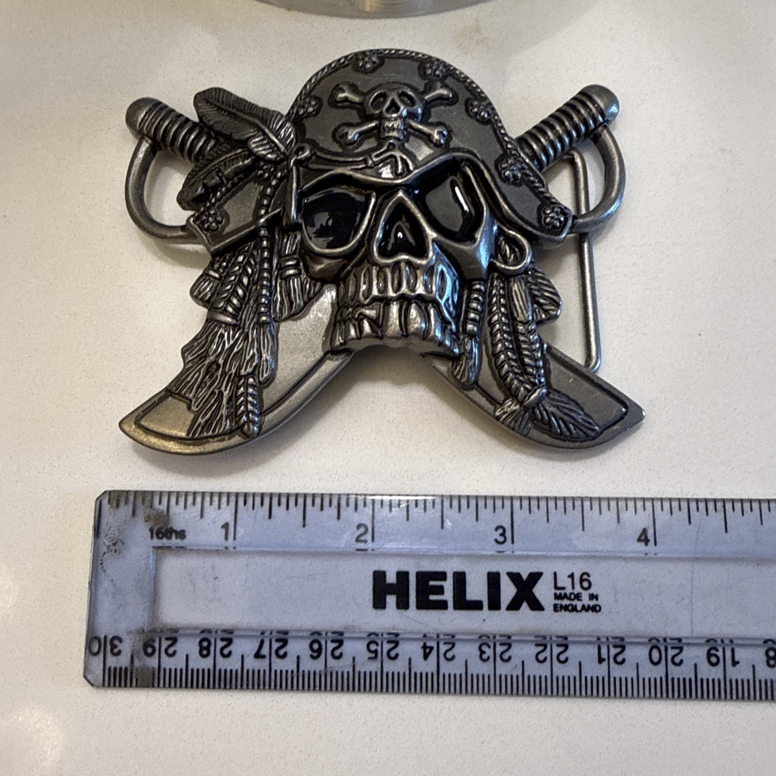 Pirate Jolly Roger Belt Buckle Solid Pewter Silver Tone Swashbuckler 4&Prime;x3&Prime;