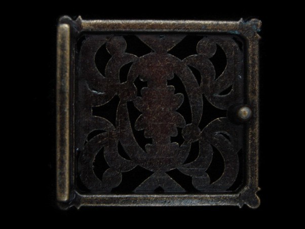 NI09102 REALLY NICE **FLORAL ORNAMENTAL PATTERN** ART/FASHION BRASSTONE BUCKLE