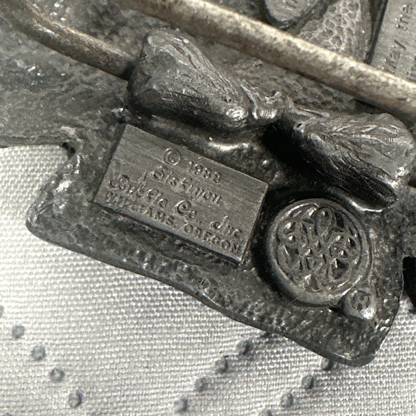 SISKIYOU Buckle Co 1988 Western Arrowhead Eagle Metal Pewter Belt Buckle Z80 USA