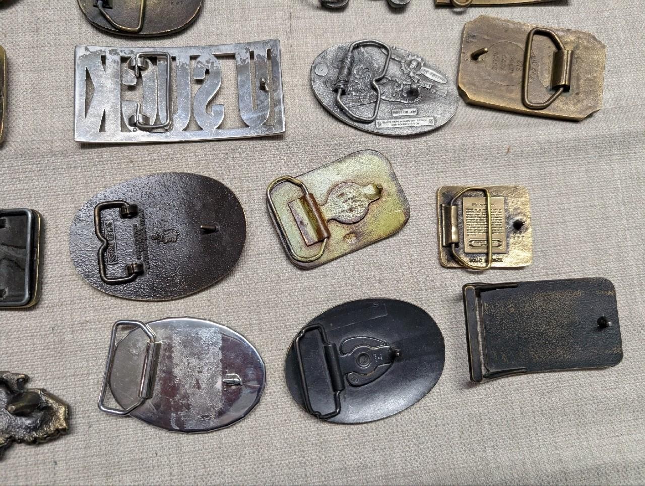 vintage LOT OF 19 belt buckles WESTERN brass cowboy 1970s-1980&rsquo;s