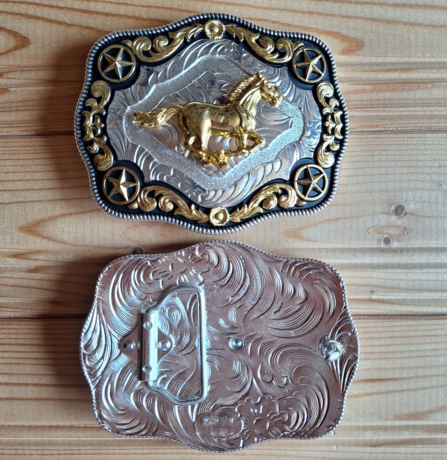BIG Horse Stars western silver & gold & black belt buckle (choice designs)