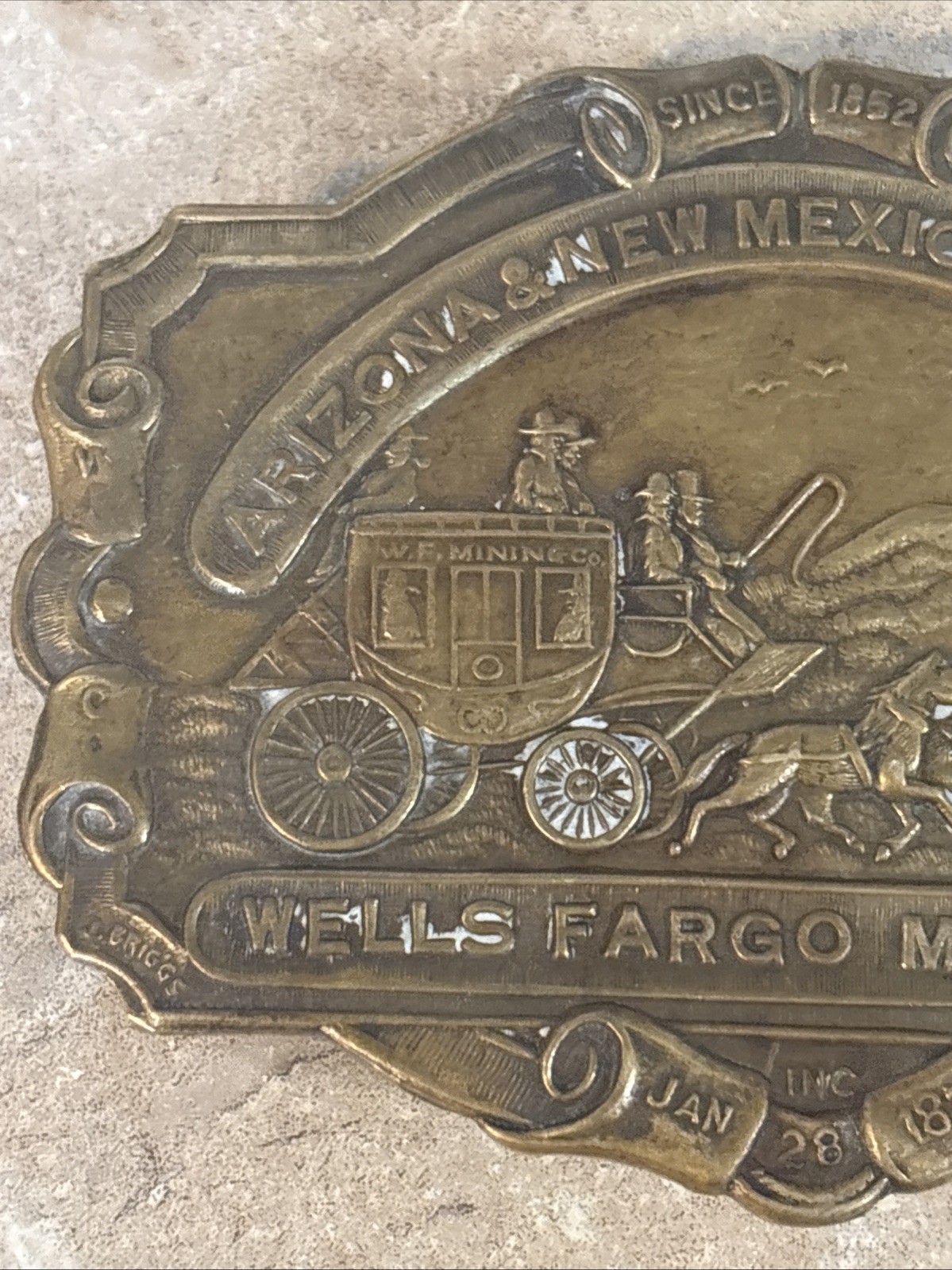 VINTAGE ARIZONA & NEW MEXICO EXPRESS CO WELL FARGO MINING COMPANY BELT BUCKLE