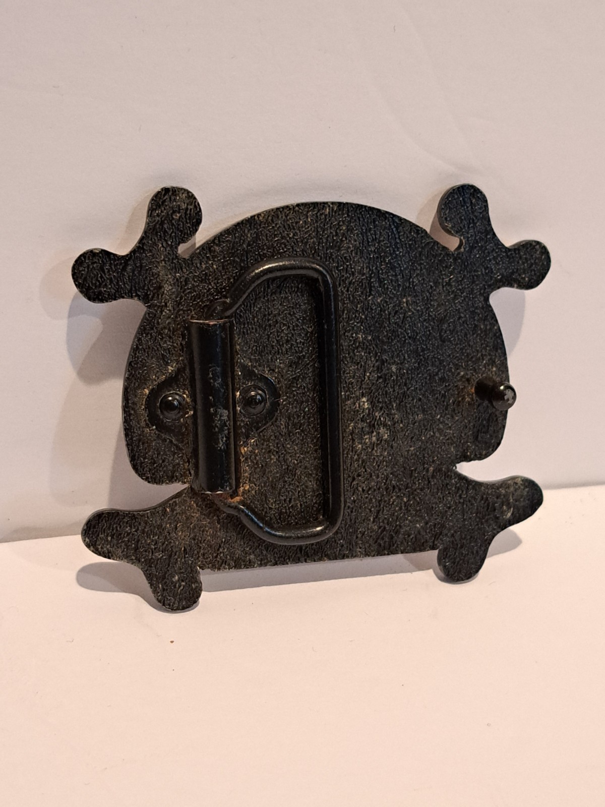 Super MARIO Bros Mushroom Skull & Crossbones Belt Buckle 2007 NINTENDO