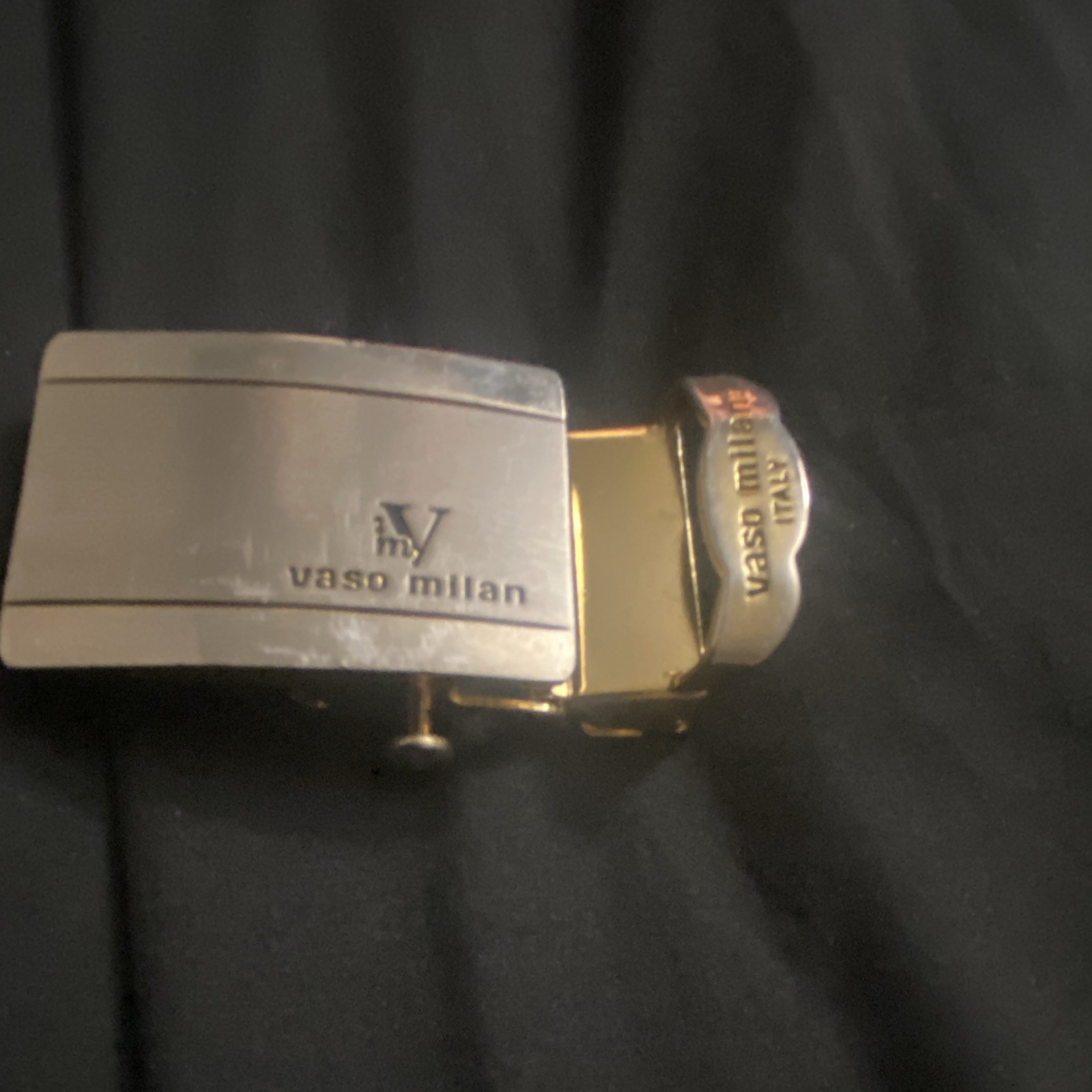 Marghi and Vaso Millan Men&rsquo;s Italian Belt Buckle 1.5&Prime; Gold/Silver/Black