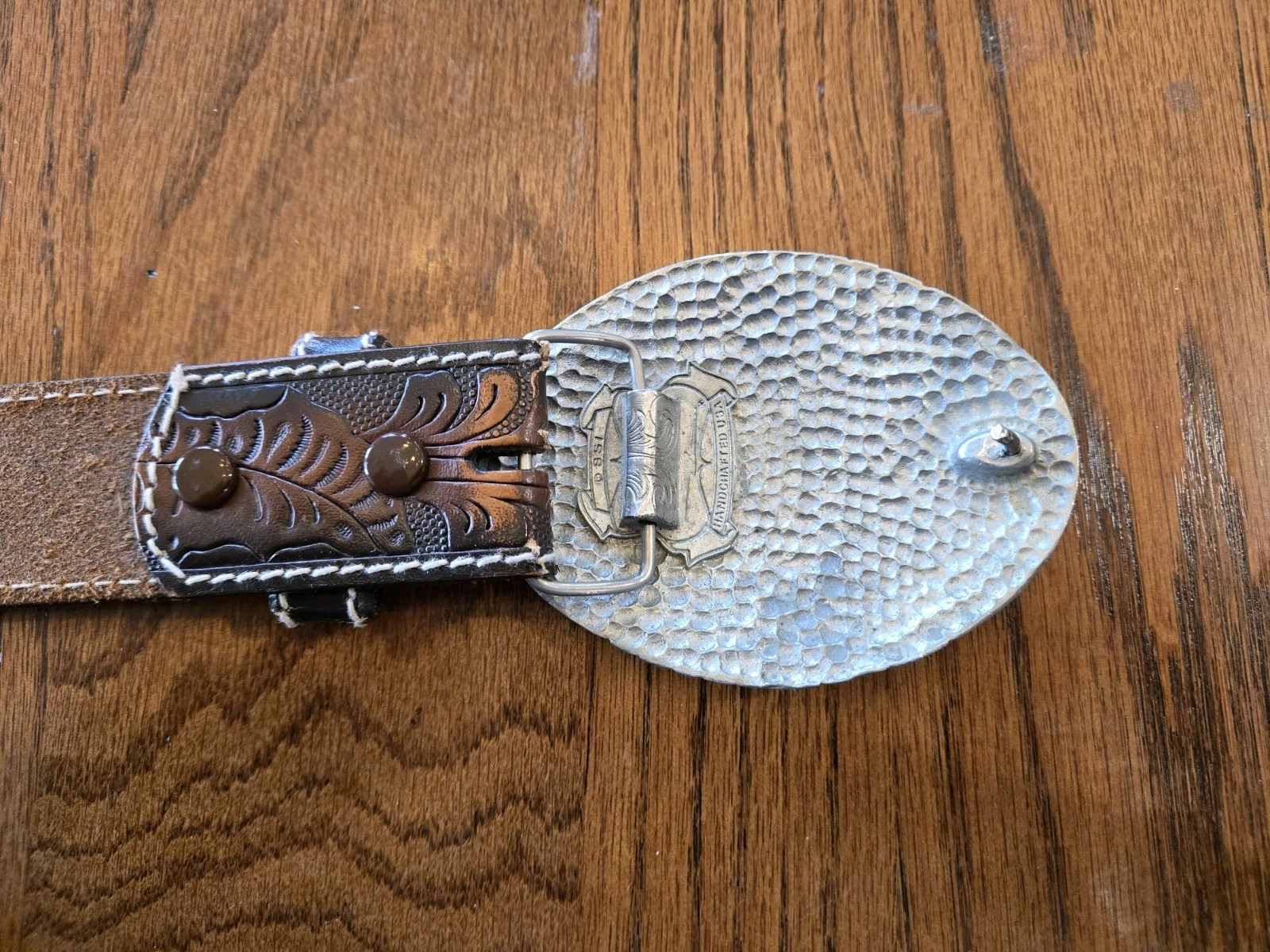 SSI Metal Handcrafted Belt Buckle Horses And Indian USA W/Leather 34&Prime; Belt