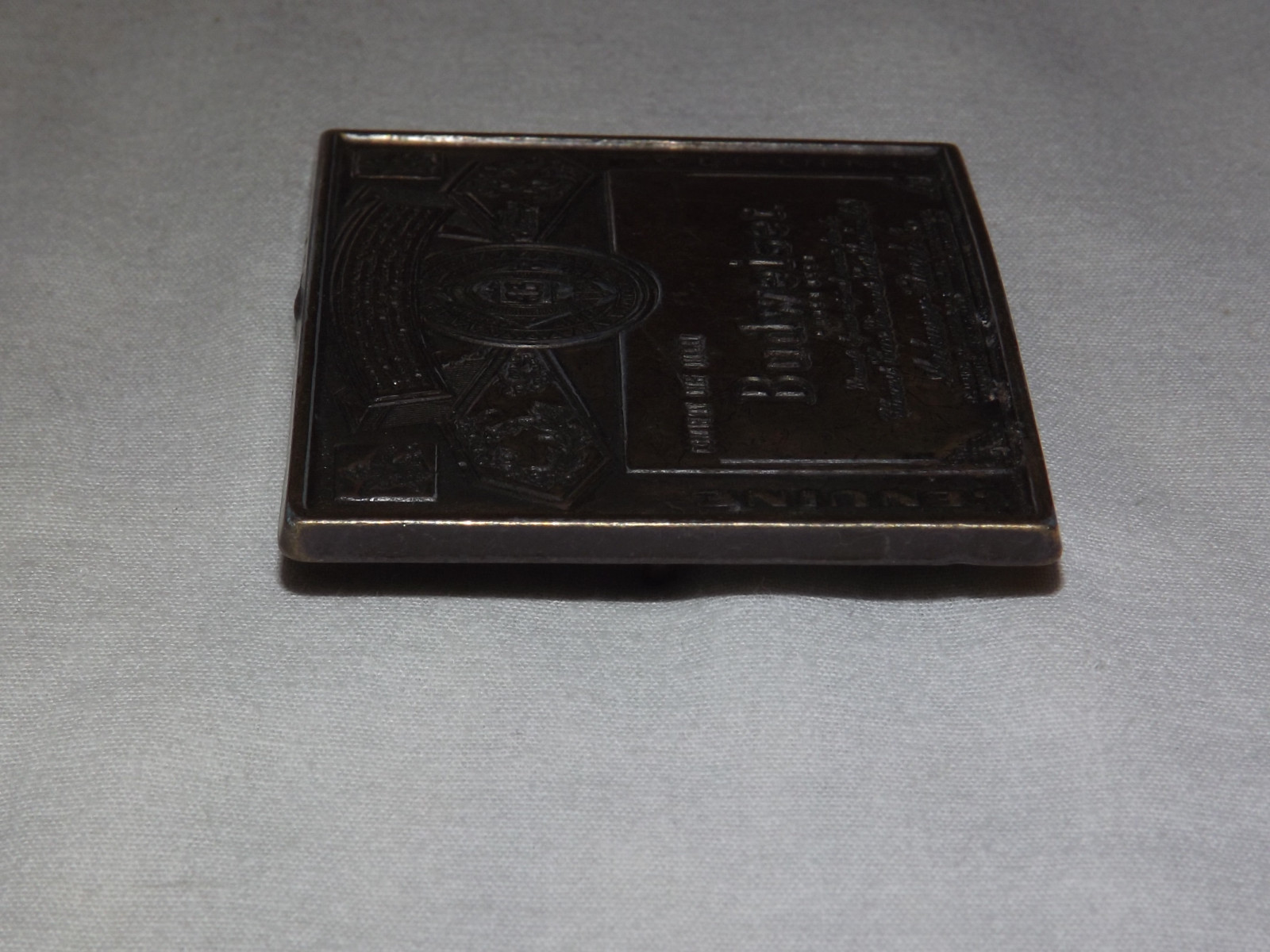 VINTAGE GENUINE BUDWEISER BEER BELT BUCKLE