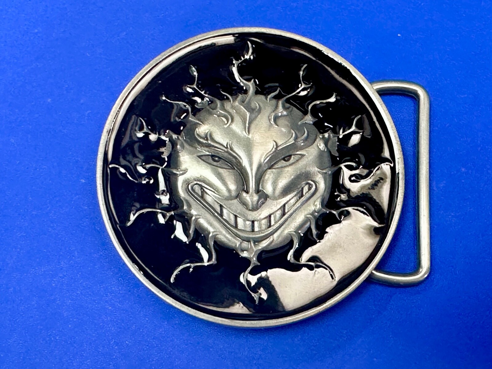 Falling Evil Sun Face – Solar Flare Black Color Belt Buckle By Buckle Rage
