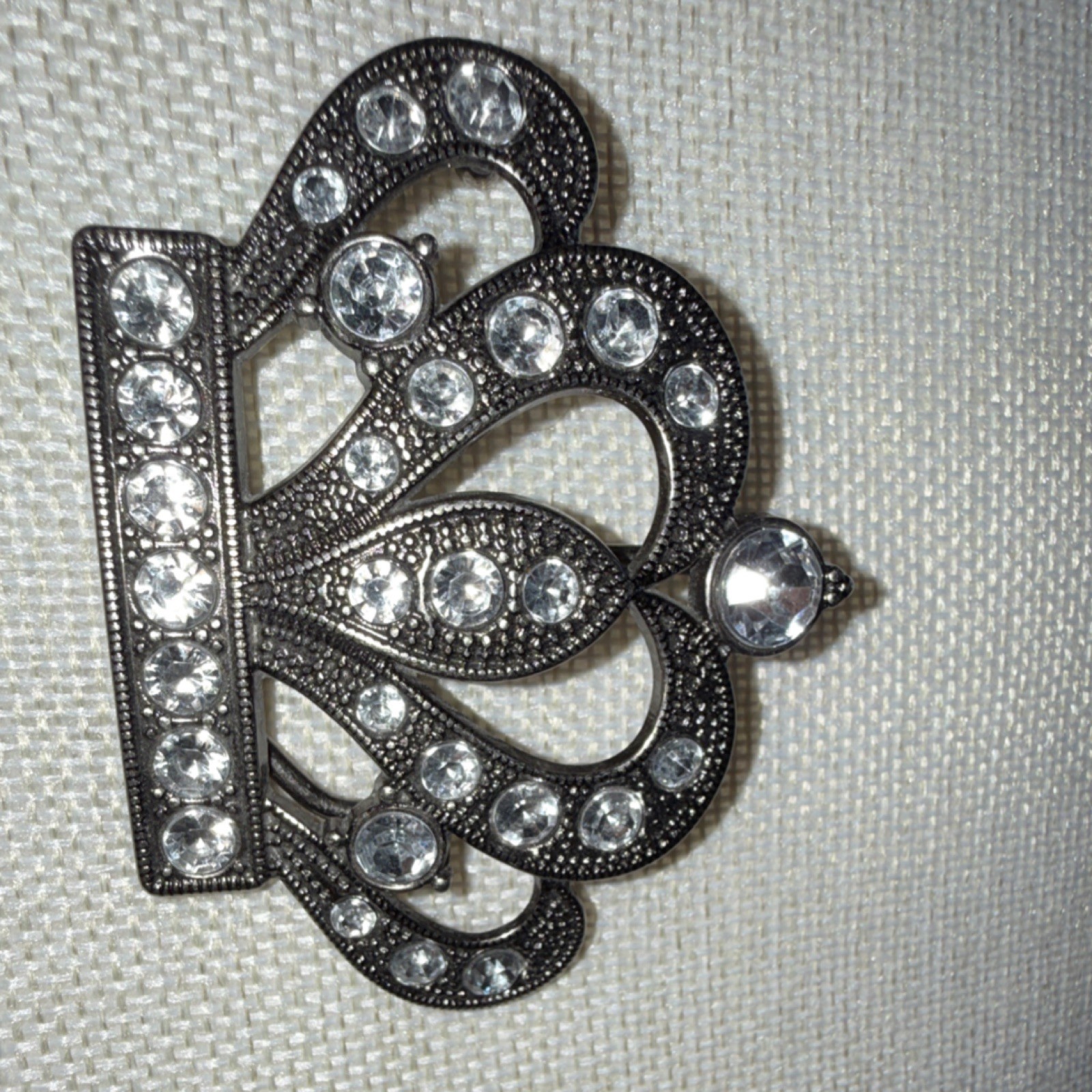 Silver Rhinestone Crown Belt Buckle, Metal Clamp Closure, Fits 1.5 in Belt