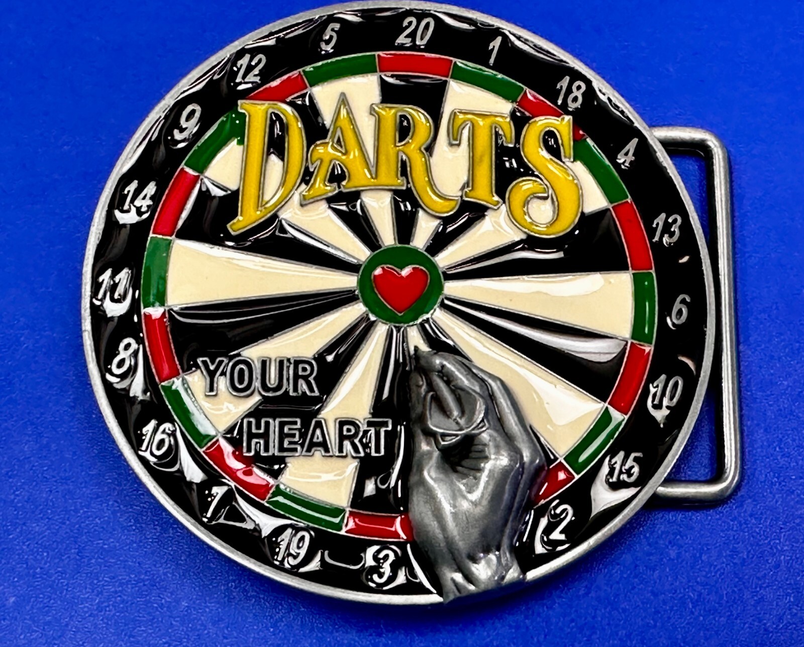 Throwing Darts – Your Heart Dart Game Love Board Sports Bar Novelty Belt Buckle