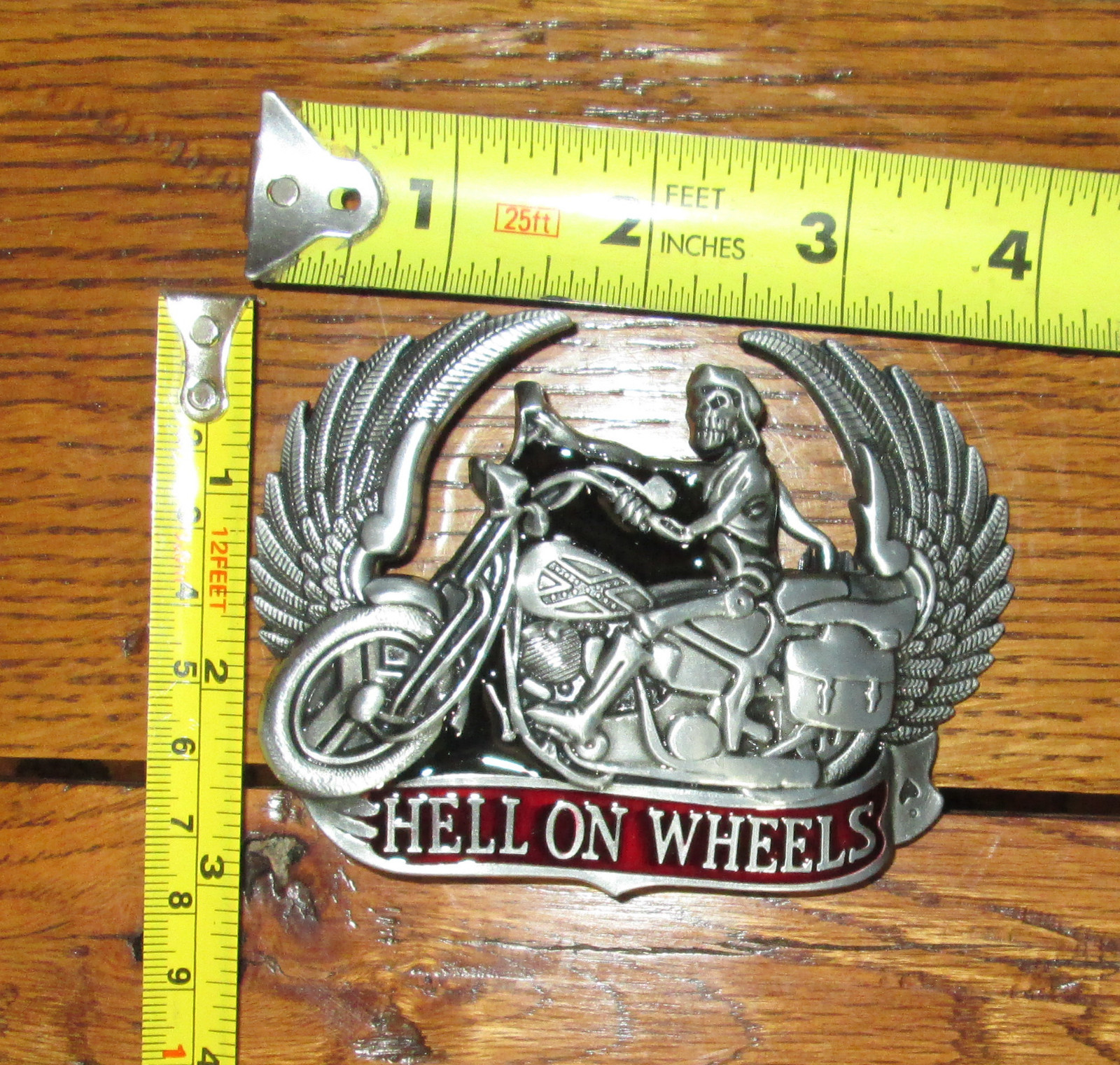 Hell on Wheels Motorcycle Belt Buckle Skull Skeleton Rebel Southern Wings