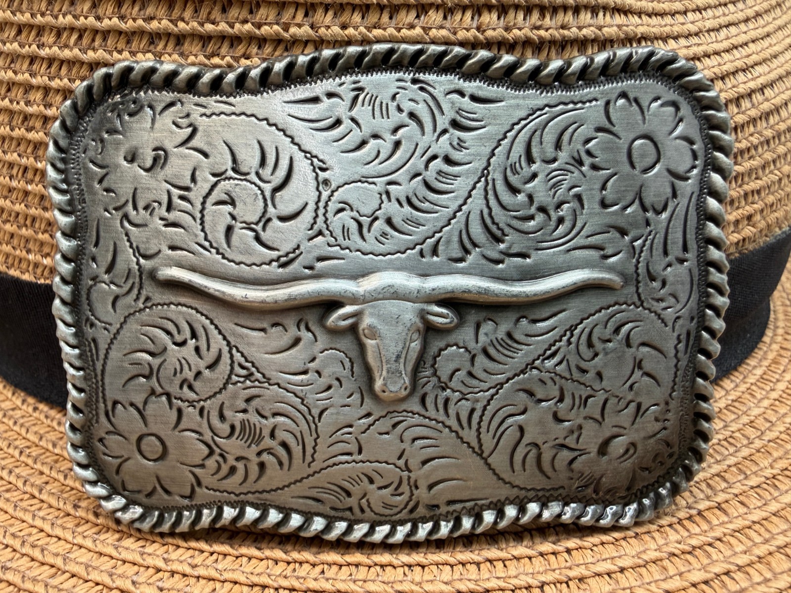 Classic Vintage Western Cowboy Antiqued Silver Long Horn Bull Floral Belt Buckle
