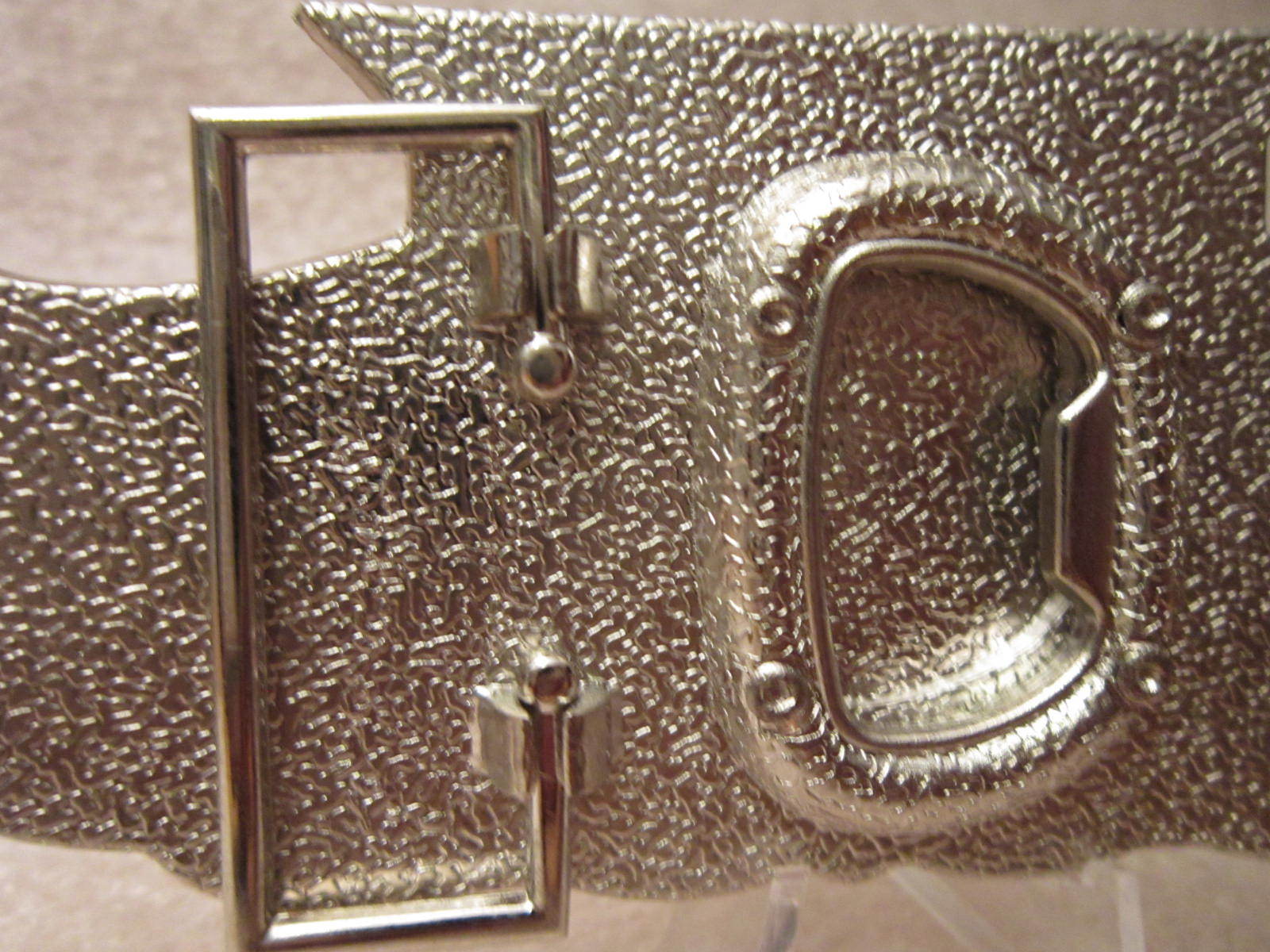 NEW POLISH BLACK TRUCKER GIRL CREST BELT BUCKLE BOTTLE OPENER 5.25 X 2 VIC-THOR1