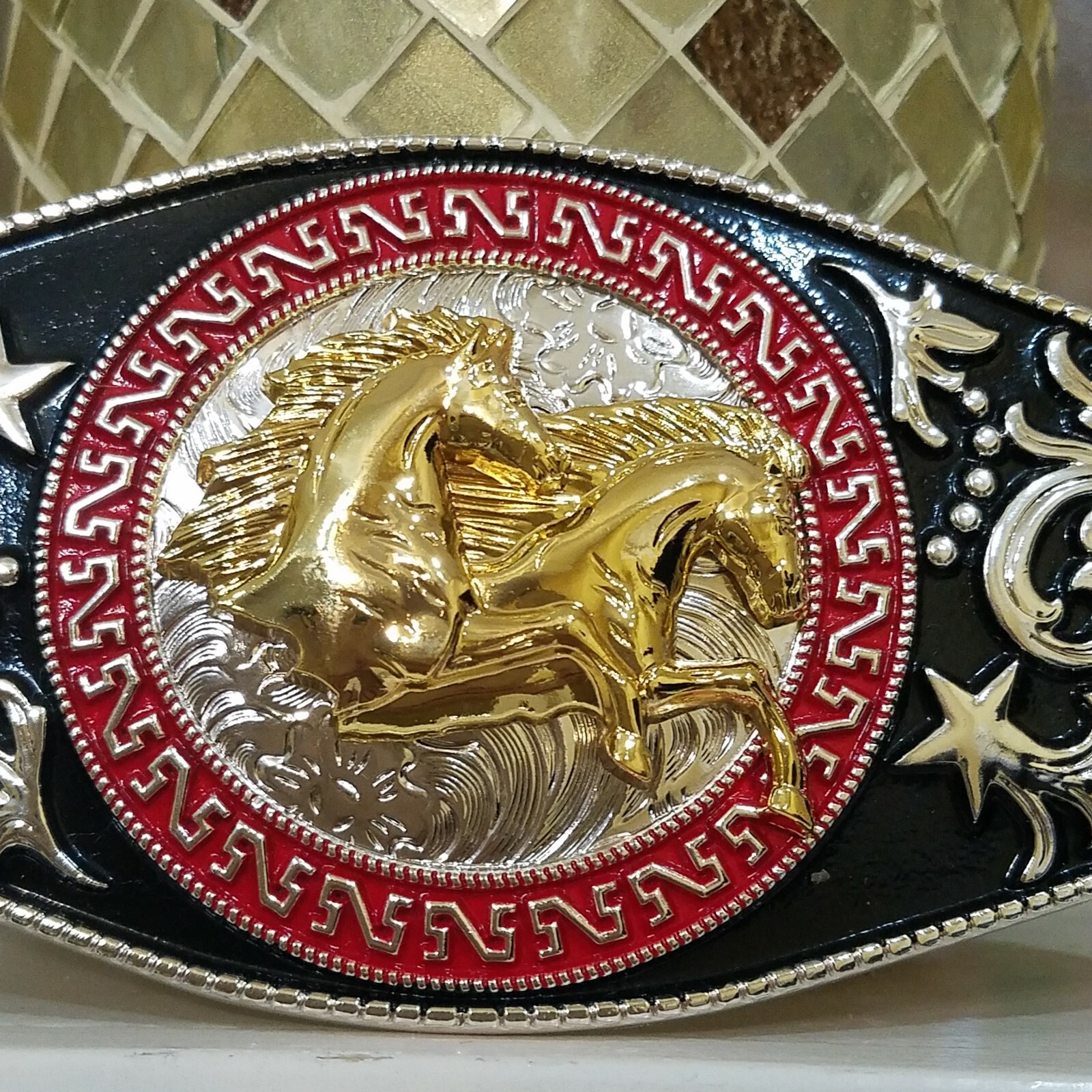 Running horses Western Men Long belt Buckle 7×3.5 silver, red and black oblong