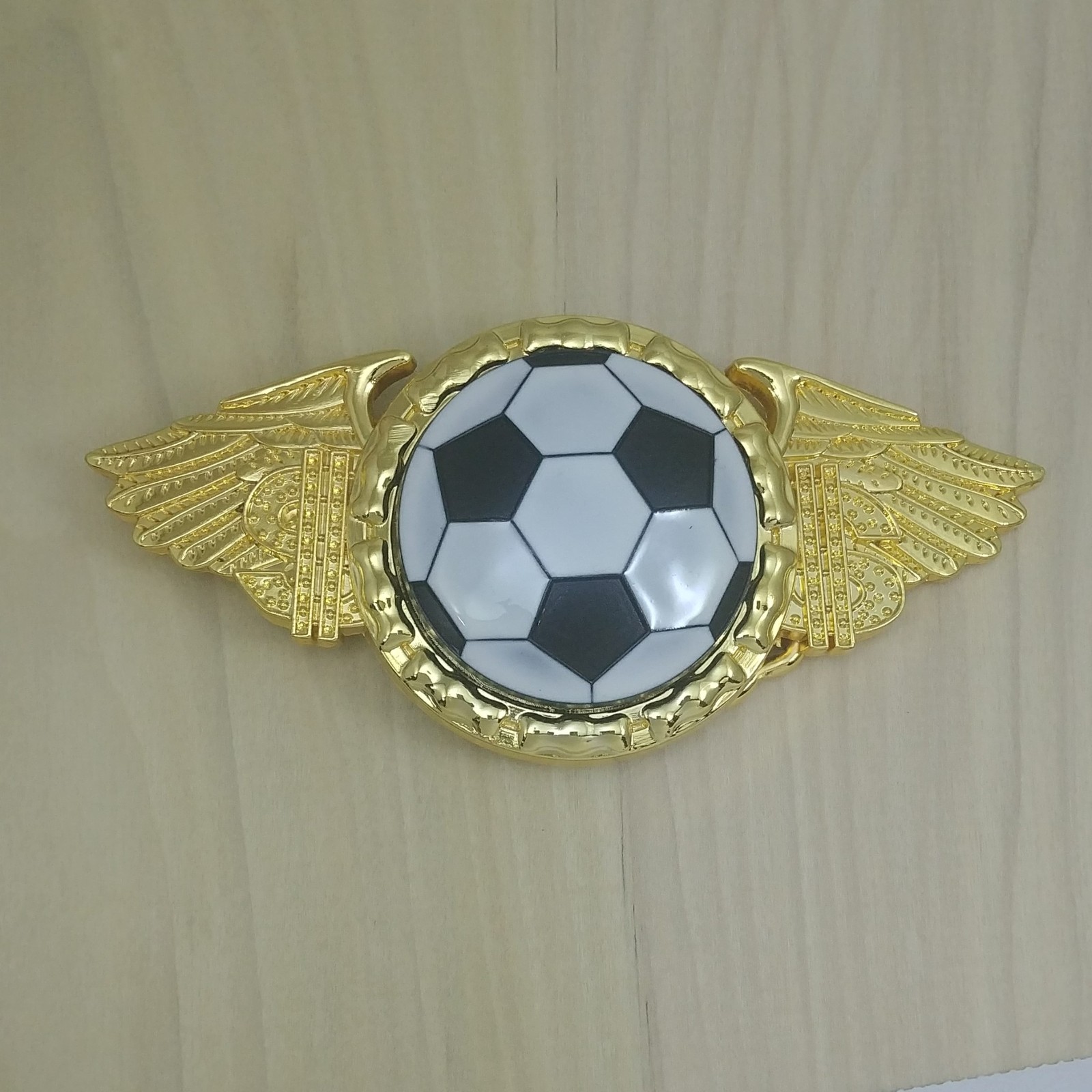 NEW! SPINNER SOCCER BALL W/WINGS METAL BELT BUCKLE HEBILLA ALAS Y FUTBOL #147