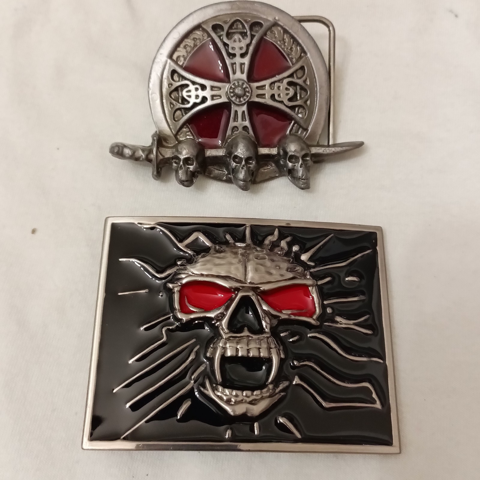 Lot Of 2 Round Iron Cross Know Sword With Skulls Belt Buckle Plus Screaming…