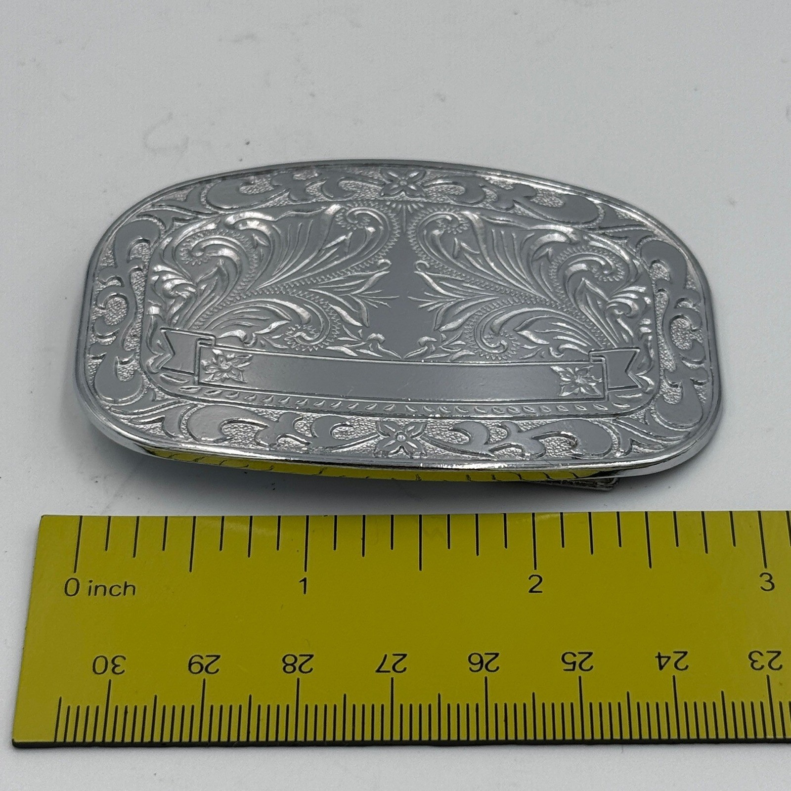 Western Floral Engraved Silver Tone Oval Belt Buckle Cowboy Scrollwork Design