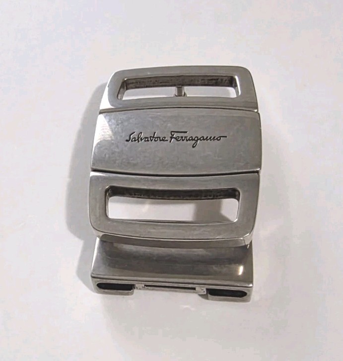 AUTHENTIC SALVATORE FERRAGAMO SILVER VARA BELT BUCKLE FOR 1.3&Prime; WIDE BELT STRAP