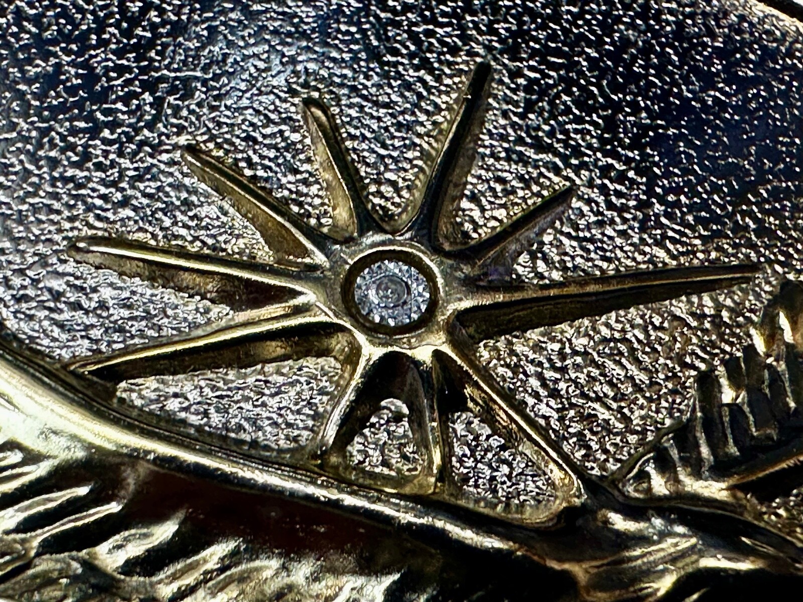 Eagle With Starburst USA Patriotic Belt Buckle Golden Western Bird Wings Cowboy
