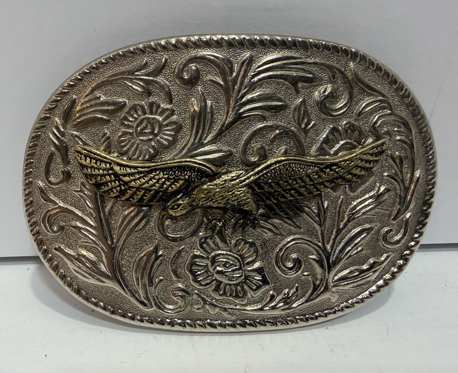 Vintage Western Eagle Belt Buckle 3D Silver Gold Tone Two Tone Floral 3.5&Prime; HK
