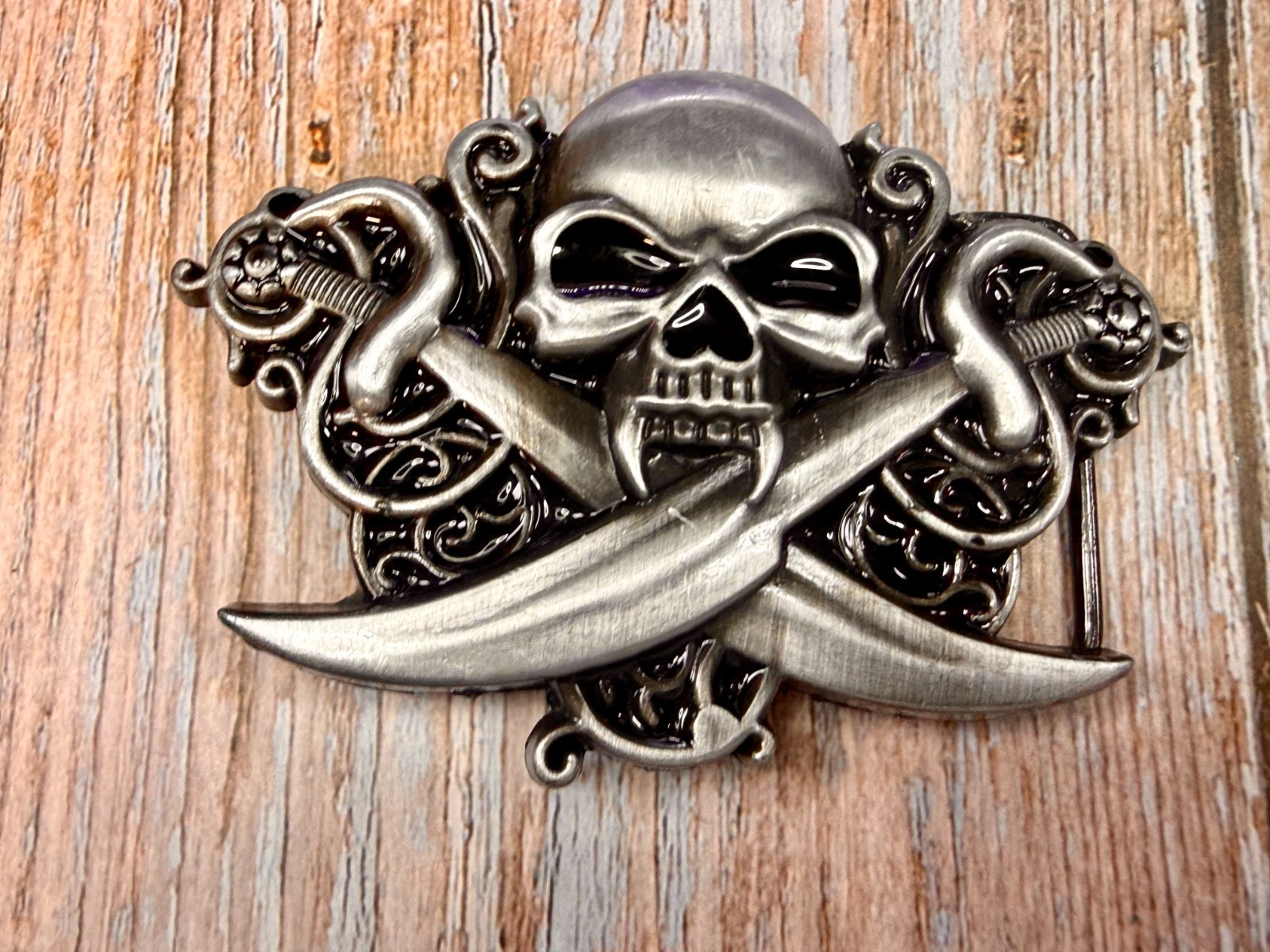 Vampire Skull Head Crossed Sabers Swords Pirate Theme Gothic Punk Belt Buckle