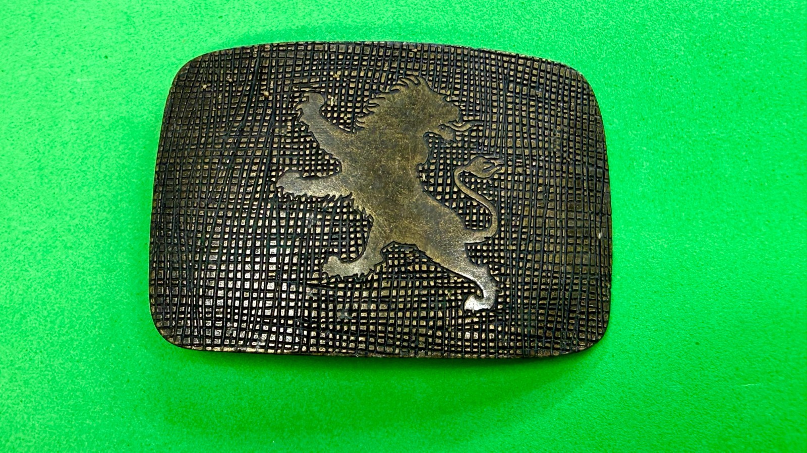 Heraldic Rampant Lion Grid Pattern Brass Tone Belt Buckle, Made in Italy