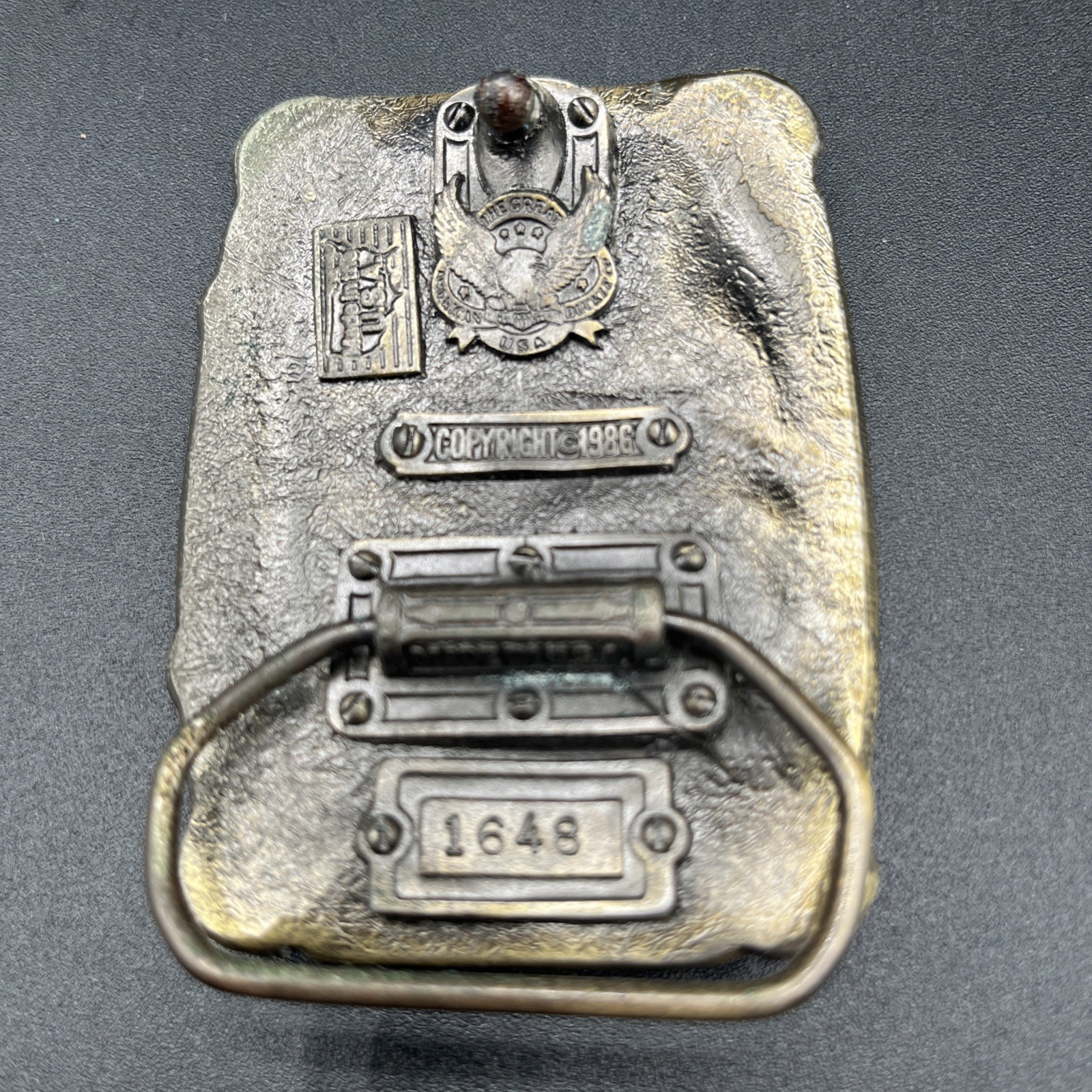 VTG. 1986 USA American Firefighter Belt Buckle « No Sleep Tonight » Brass, Enamel